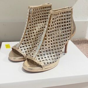 Elegant Gold Peep-Toe Heels